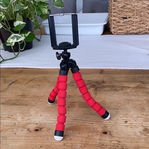 ❤️5/25-Red Tripod!